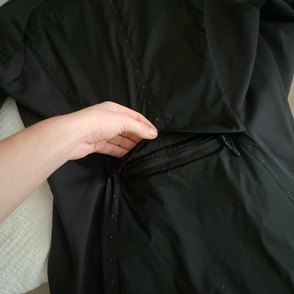 COPY - Lululemon Slim-Fit Running Jacket Black Size 6/small - Picture 4 of 6